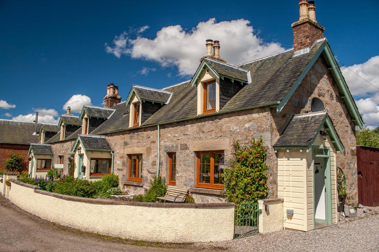 Rosemount Bothy - Highland Cottage Garve Extérieur photo
